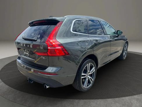 Used 2018 Volvo XC60 T6 Momentum w/ Convenience Package AWD/4WD image 5