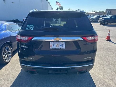 Used 2019 Chevrolet Traverse Premier w/ Driver Confidence II Package FWD image 5