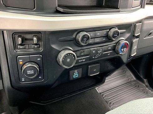 Used 2024 Ford F250 XLT w/ FX4 Off-Road Package image 32