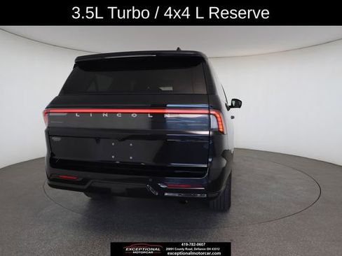 Used 2025 Lincoln Navigator L Reserve AWD/4WD image 16