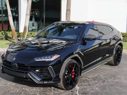 Used 2024 Lamborghini Urus S image 16