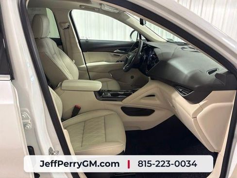 Used 2023 Buick Envision Avenir AWD/4WD image 23