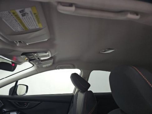 Used 2022 Subaru Crosstrek 2.0i Premium image 15