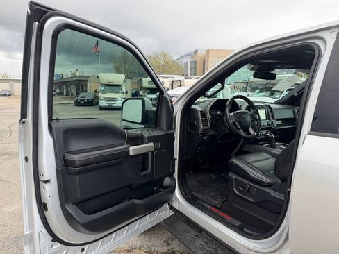Used 2019 Ford F150 Raptor w/ Equipment Group 802A Luxury AWD/4WD image 11
