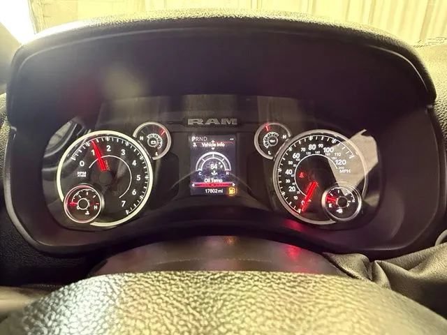 Used 2026 RAM 2500 Big Horn AWD/4WD image 6