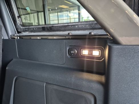 New 2025 Ford Bronco Outer Banks w/ Sasquatch Package image 18