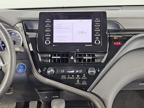 Used 2021 Toyota Camry LE FWD image 25