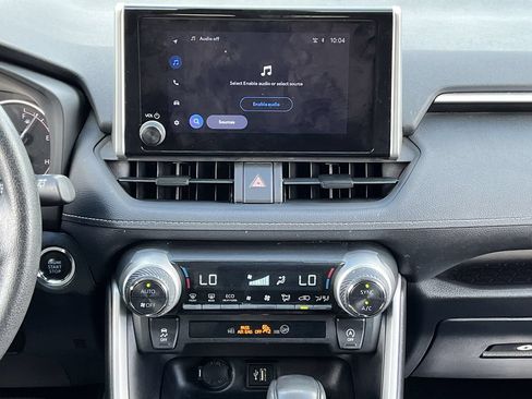 Used 2024 Toyota RAV4 XLE FWD image 15