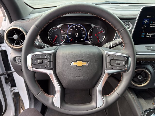 Certified 2025 Chevrolet Blazer Premier w/ Driver Confidence II Package AWD/4WD image 18