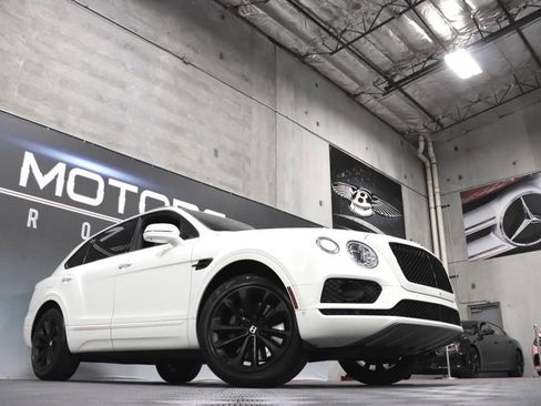 Used 2017 Bentley Bentayga image 84