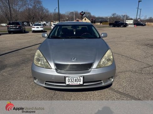 Used 2005 Lexus ES 330 image 2