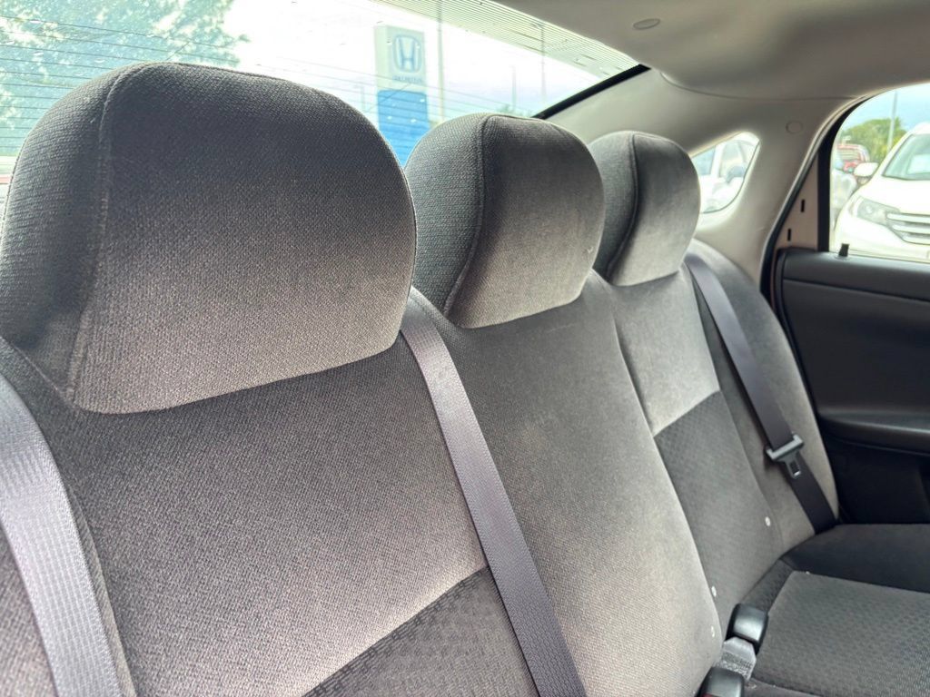 Used 2011 Chevrolet Impala LT FWD image 19