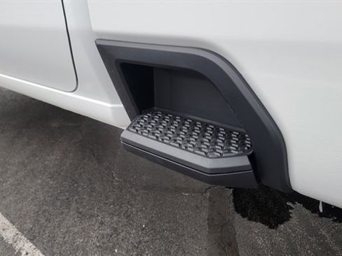 Used 2024 Chevrolet Silverado 3500 LT image 59