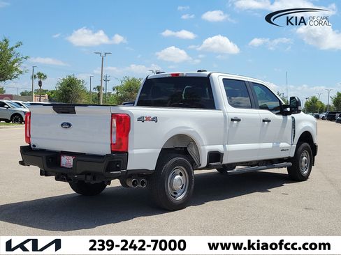 Used 2025 Ford F250 XL AWD/4WD image 6