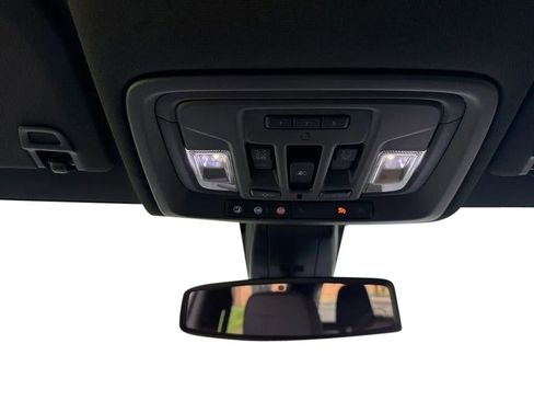 Used 2022 Chevrolet Silverado 2500 High Country w/ Safety Package II image 26