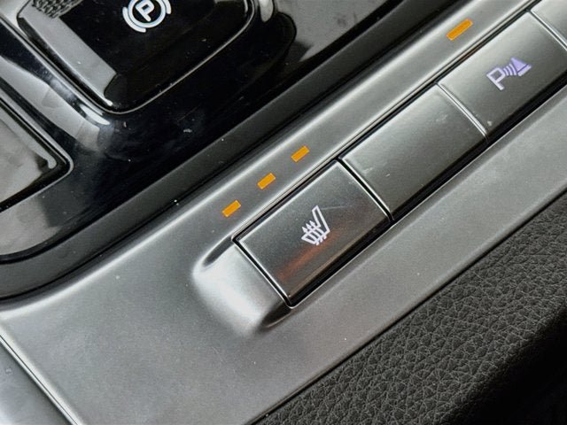Certified 2026 Kia Carnival EX FWD image 20