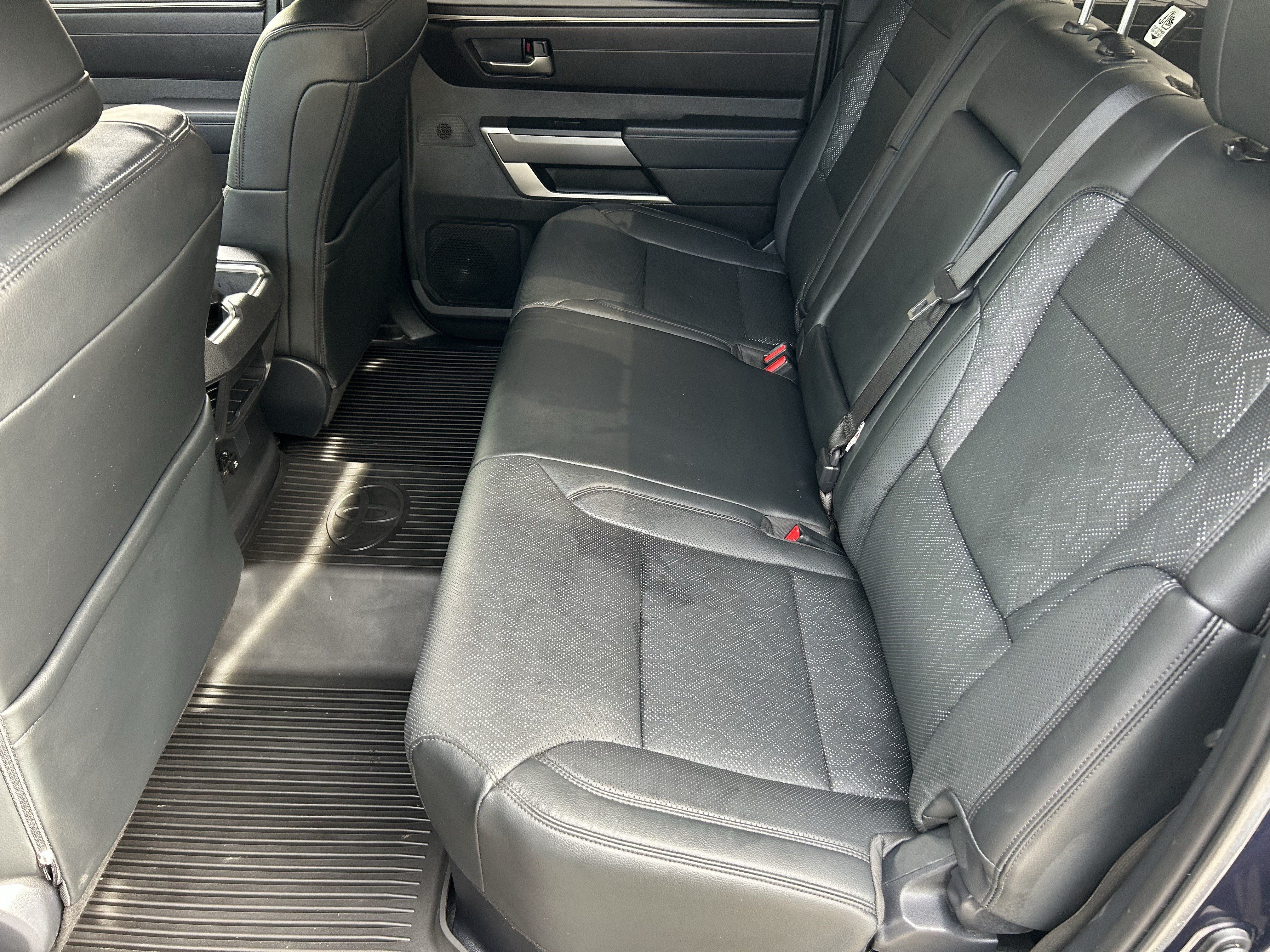 Used 2025 Toyota Tundra SR5 w/ SR5 Premium Package AWD/4WD image 15