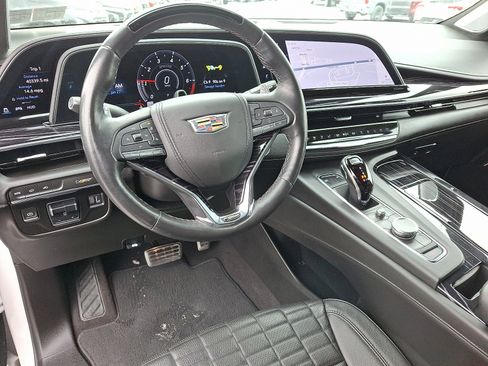 Certified 2023 Cadillac Escalade V image 15