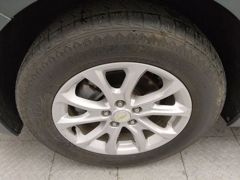 Used 2019 Chevrolet Equinox LS image 31