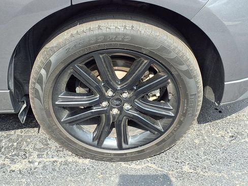 Used 2024 Ford Edge ST-Line AWD/4WD image 8