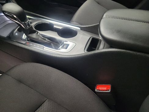 Used 2023 Chevrolet Malibu LT FWD image 26