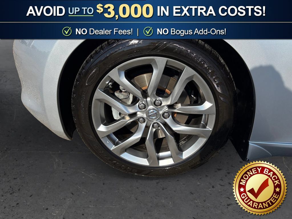 Used 2012 Nissan 370Z Touring RWD image 13