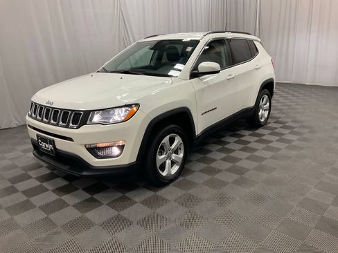 Used 2021 Jeep Compass Latitude AWD/4WD image 10