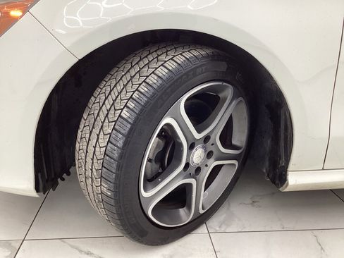 Used 2014 Mercedes-Benz CLA 250 4MATIC image 46