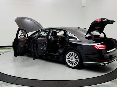 Used 2019 Audi A8 L 3.0T w/ Executive Package image 12