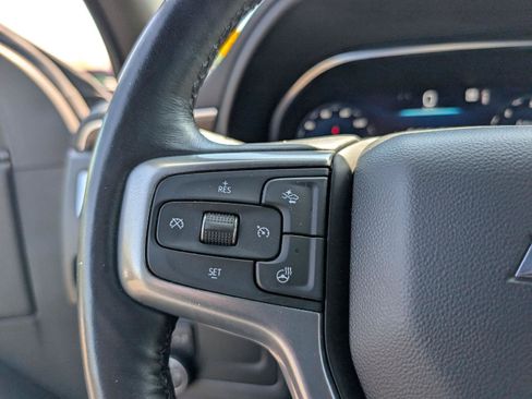 Used 2022 Chevrolet Tahoe Z71 w/ Luxury Package AWD/4WD image 12