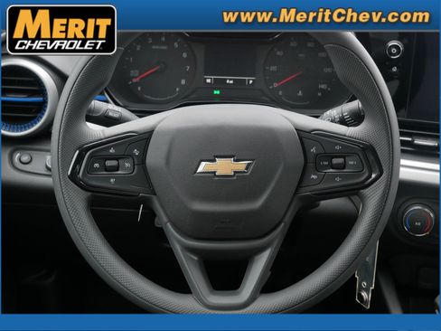 New 2026 Chevrolet Trax LS w/ LS Convenience Package image 8