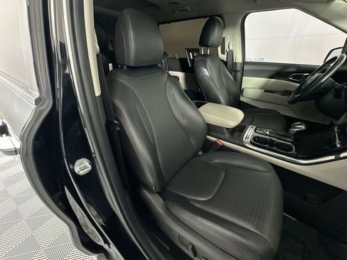 Used 2022 Kia Carnival SX Prestige FWD image 27