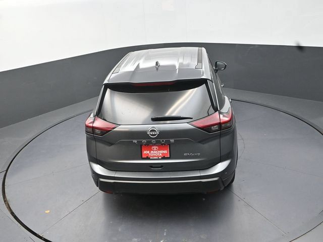 Used 2024 Nissan Rogue SV AWD/4WD image 28