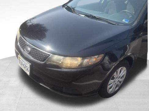 Used 2012 Kia Forte EX FWD image 2