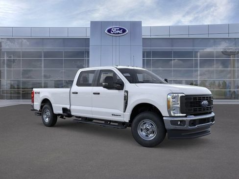 New 2026 Ford F250 XL w/ XL Chrome Package AWD/4WD image 1