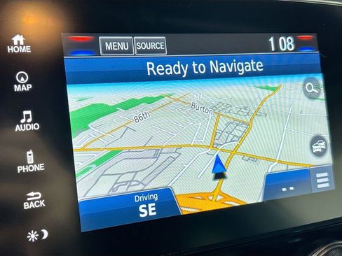 Used 2018 Honda CR-V Touring image 16