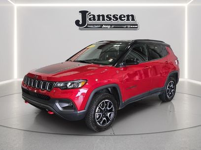 Used 2025 Jeep Compass Trailhawk