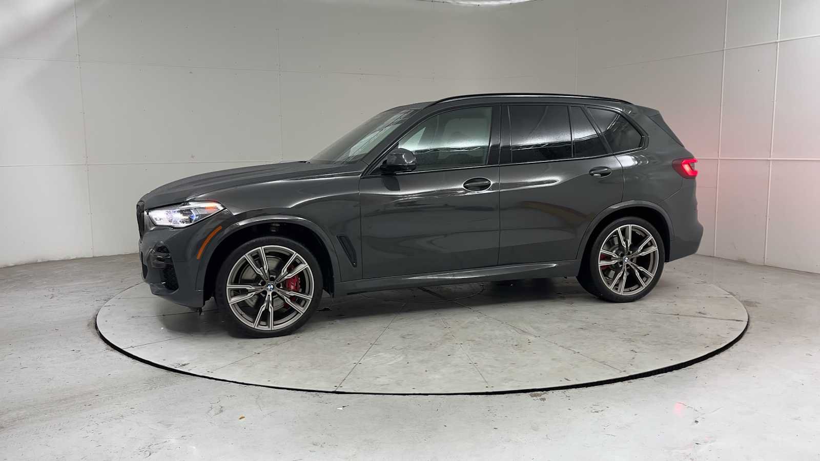 Used 2023 BMW X5 M50i w/ Executive Package AWD/4WD image 4