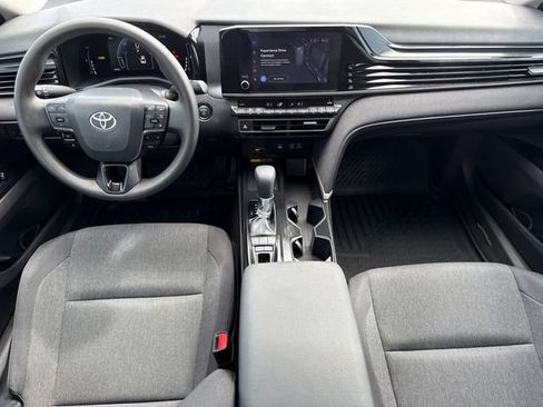 Used 2026 Toyota Camry LE w/ Convenience Package FWD image 11
