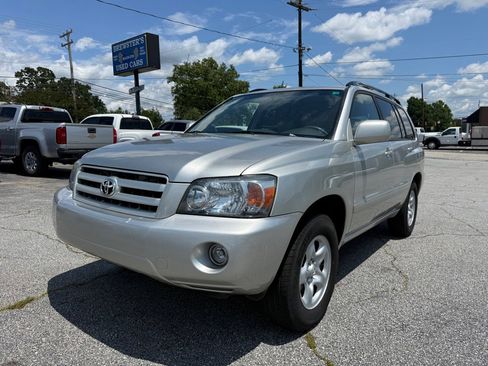 Used 2006 Toyota Highlander 2WD image 1