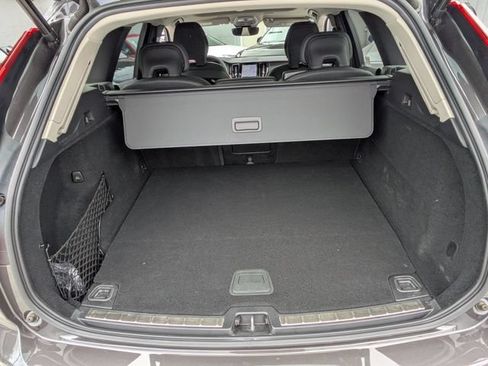 Certified 2023 Volvo XC60 T8 Ultimate AWD/4WD image 28