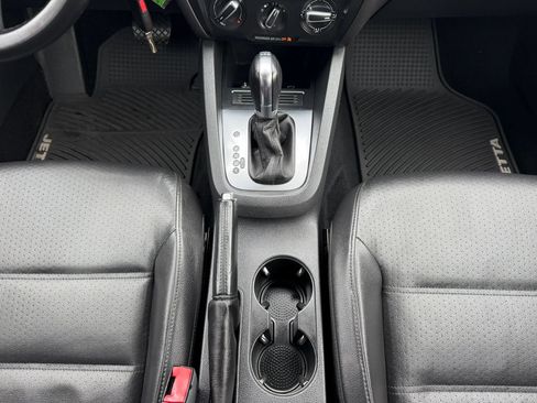 Used 2014 Volkswagen Jetta TDI FWD image 12