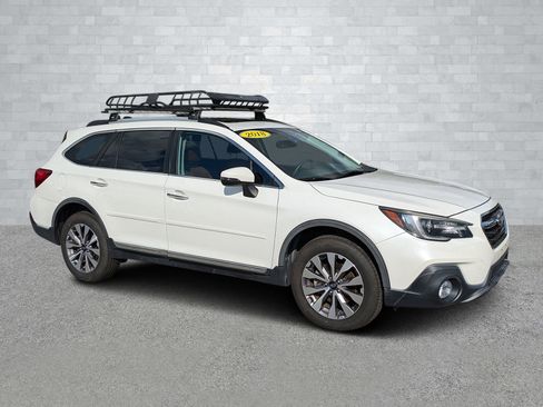 Used 2018 Subaru Outback 3.6R Touring w/ Popular Package #3 image 1