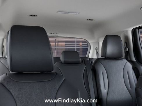 New 2026 Kia Carnival LXS FWD image 30