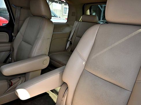 Used 2013 GMC Yukon Denali image 13