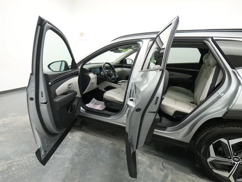 Used 2024 Hyundai Tucson Limited AWD/4WD image 26