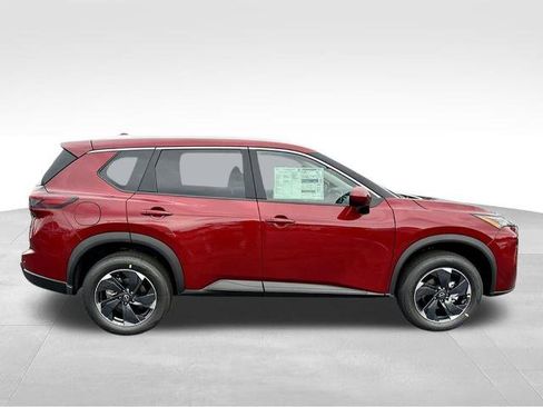 Certified 2026 Nissan Rogue SV w/ SV Premium Package image 6