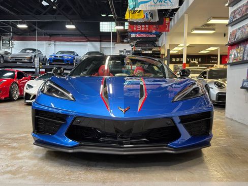 Used 2021 Chevrolet Corvette Stingray Premium Conv w/ Z51 Performance Package RWD image 2