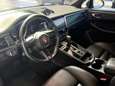 Certified 2023 Porsche Macan GTS AWD/4WD image 3