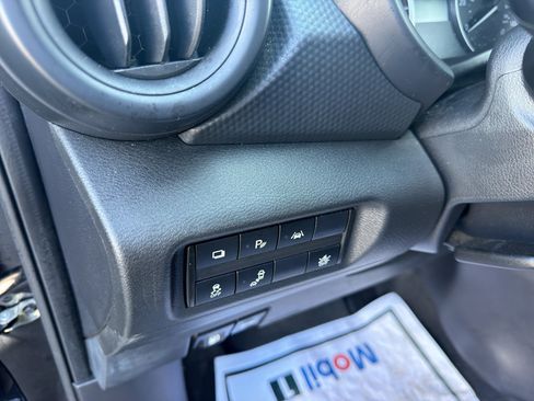 Used 2024 Nissan Kicks S FWD image 15